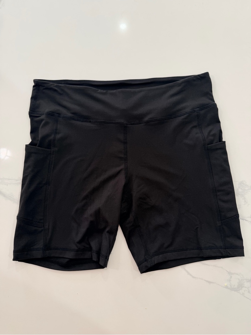 Plus size- High-Waist Black Activewear Shorts with Side Pockets